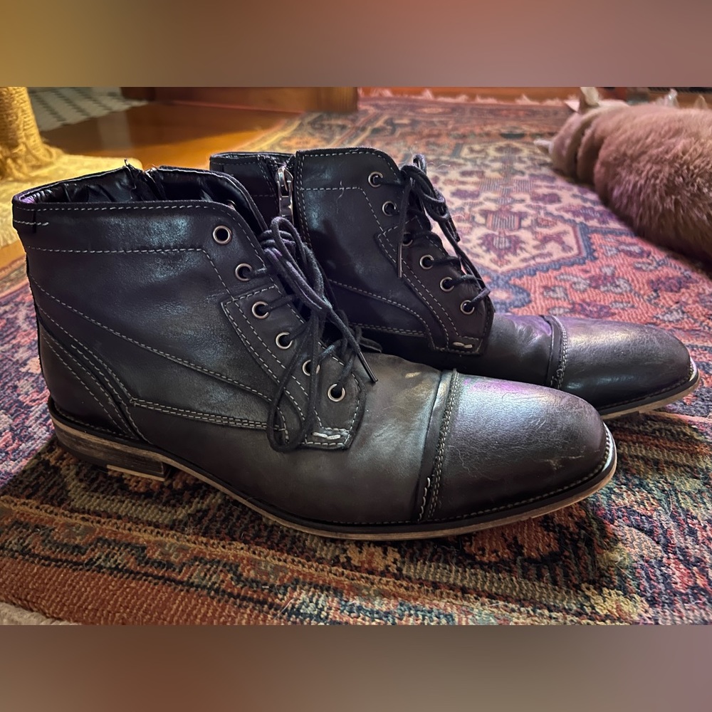 Dark grey/black Steve Madden lace up boots-Men’s